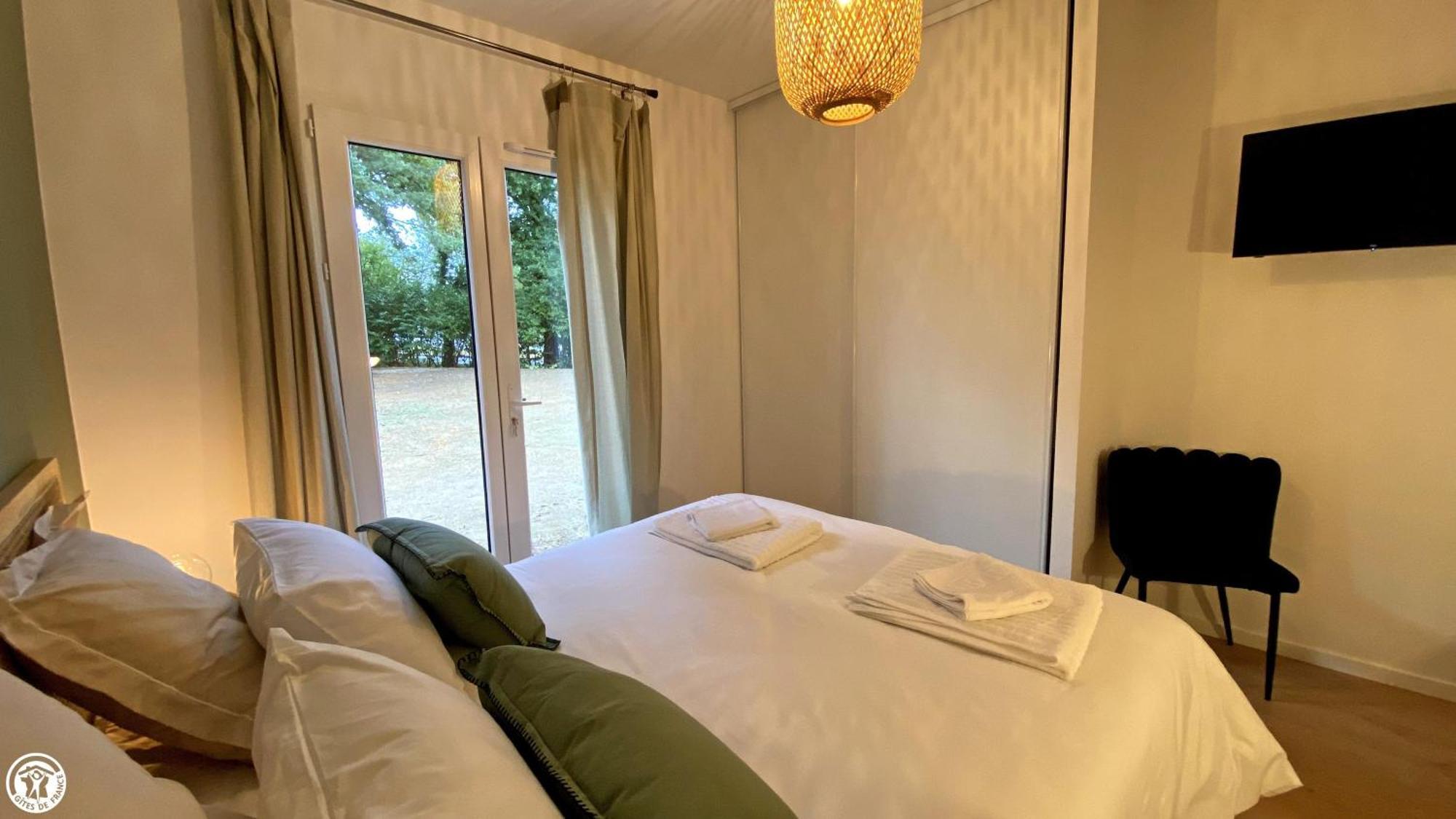 Breakislebed 3 Maisons Chu Limoges ภายนอก รูปภาพ