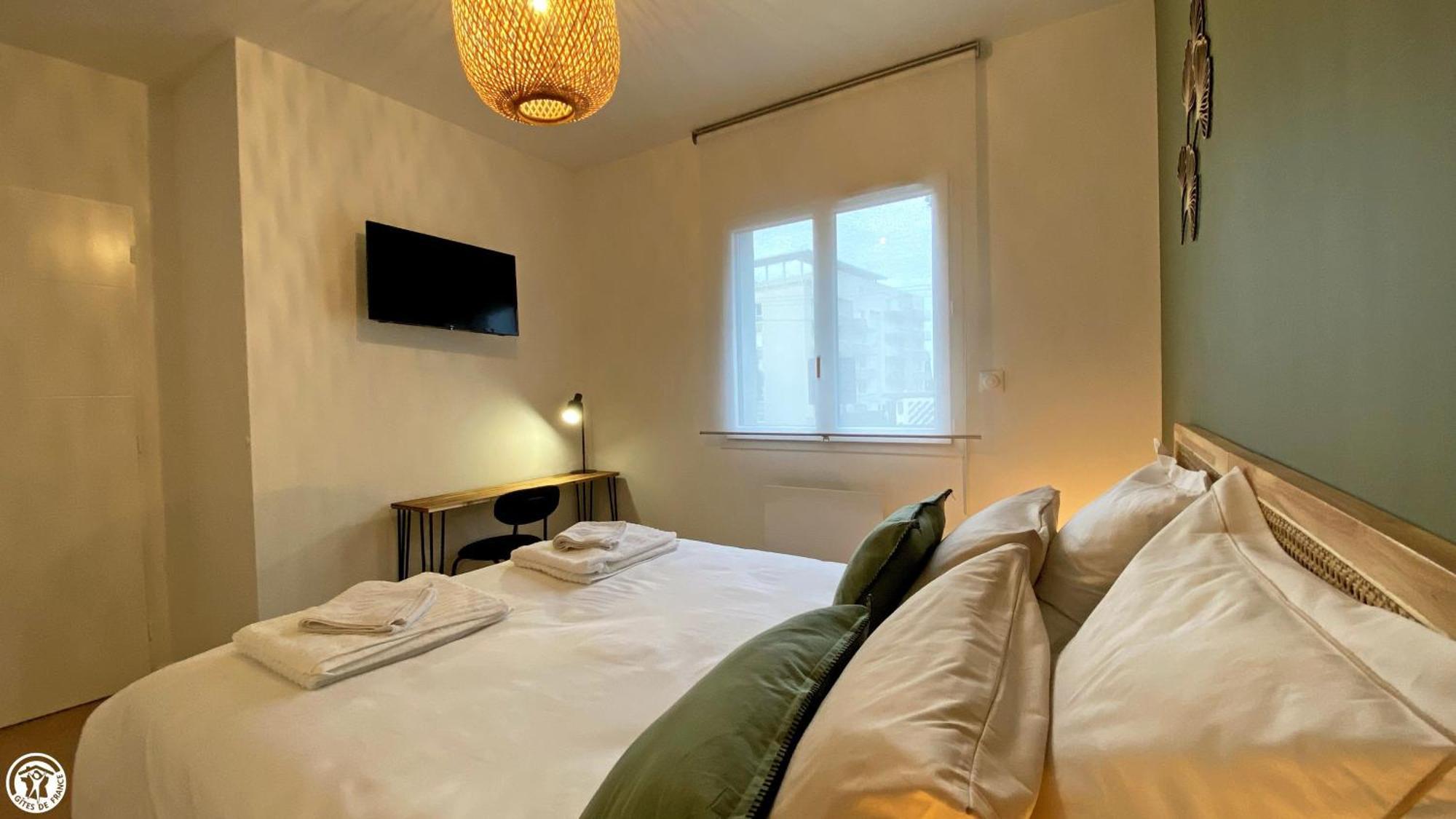 Breakislebed 3 Maisons Chu Limoges ภายนอก รูปภาพ